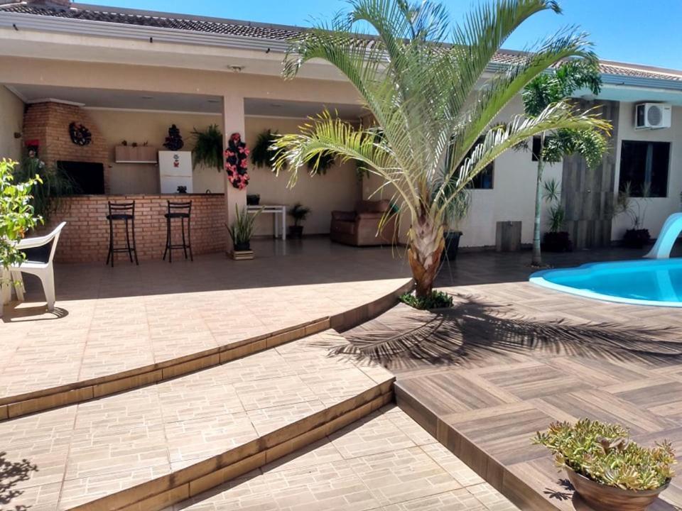 Edicula Com Um Quarto Banheiro E Piscina E Lazer Foz do Iguaçu Exteriör bild
