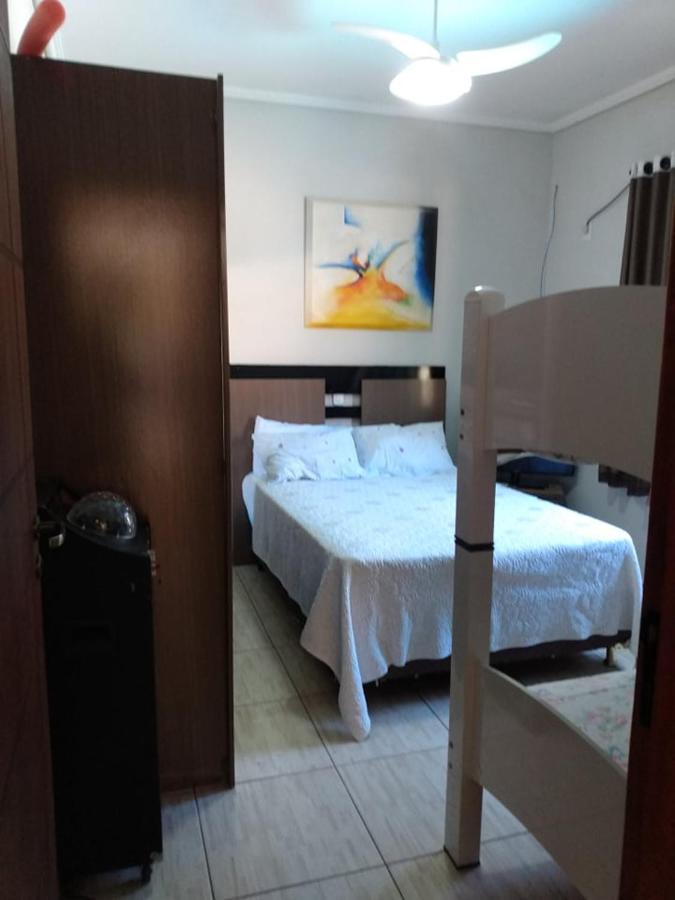 Edicula Com Um Quarto Banheiro E Piscina E Lazer Foz do Iguaçu Exteriör bild