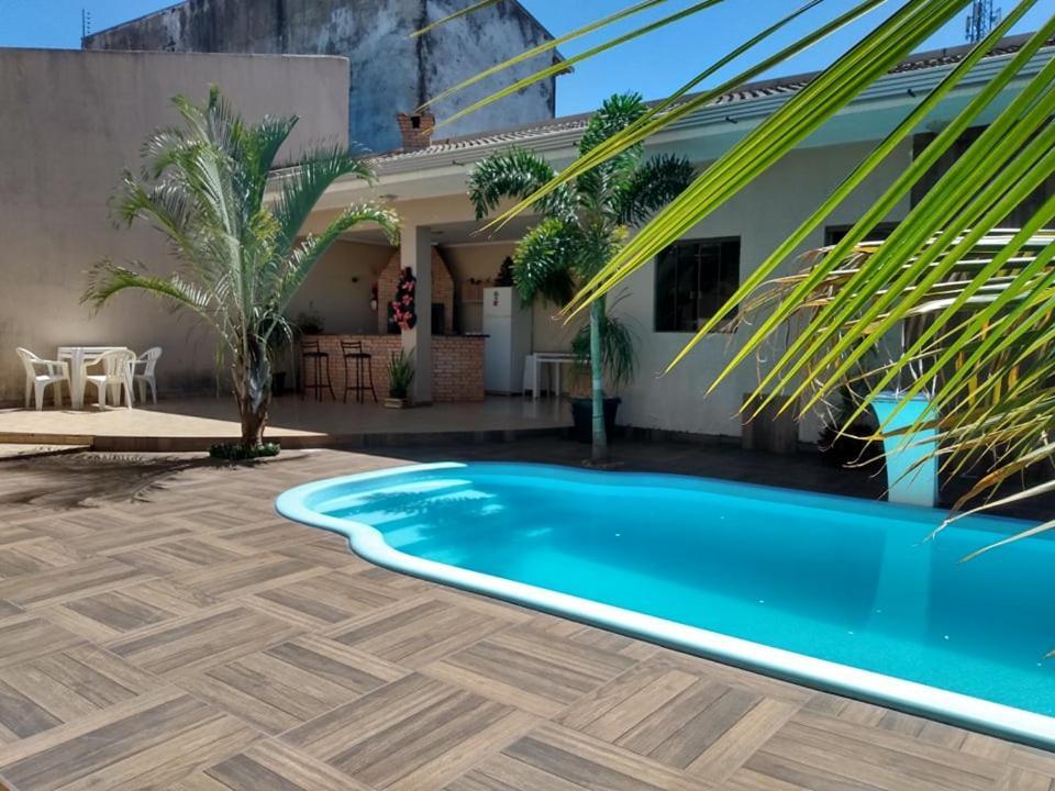 Edicula Com Um Quarto Banheiro E Piscina E Lazer Foz do Iguaçu Exteriör bild