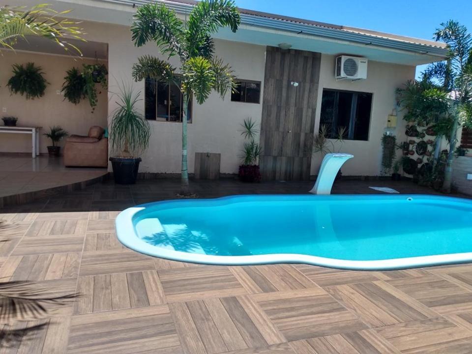 Edicula Com Um Quarto Banheiro E Piscina E Lazer Foz do Iguaçu Exteriör bild