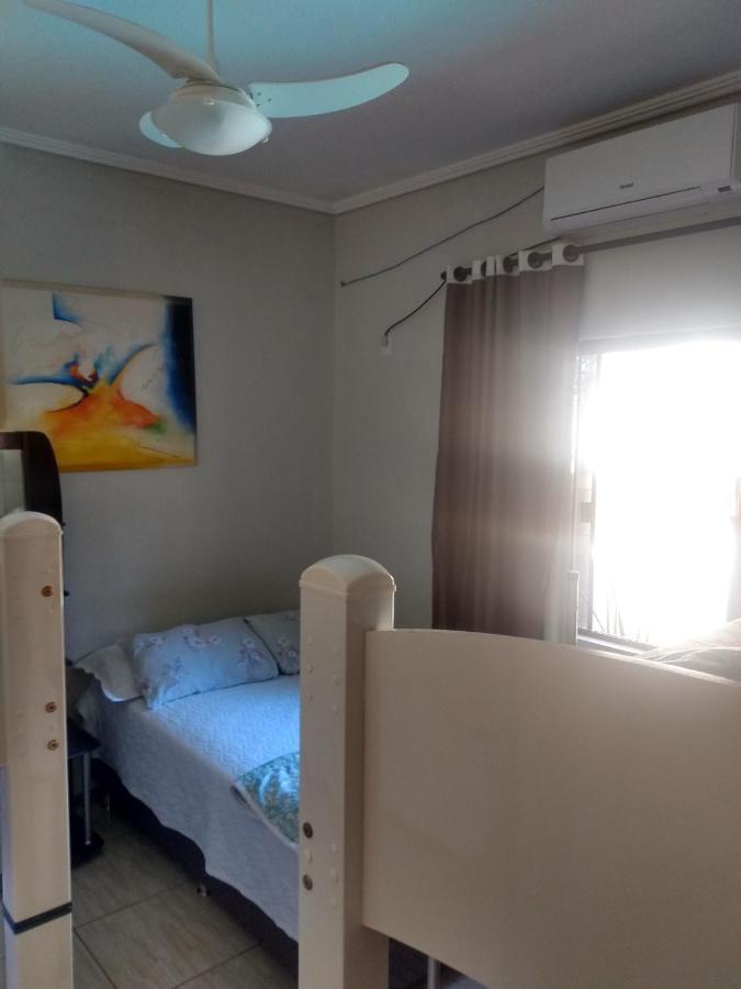 Edicula Com Um Quarto Banheiro E Piscina E Lazer Foz do Iguaçu Exteriör bild